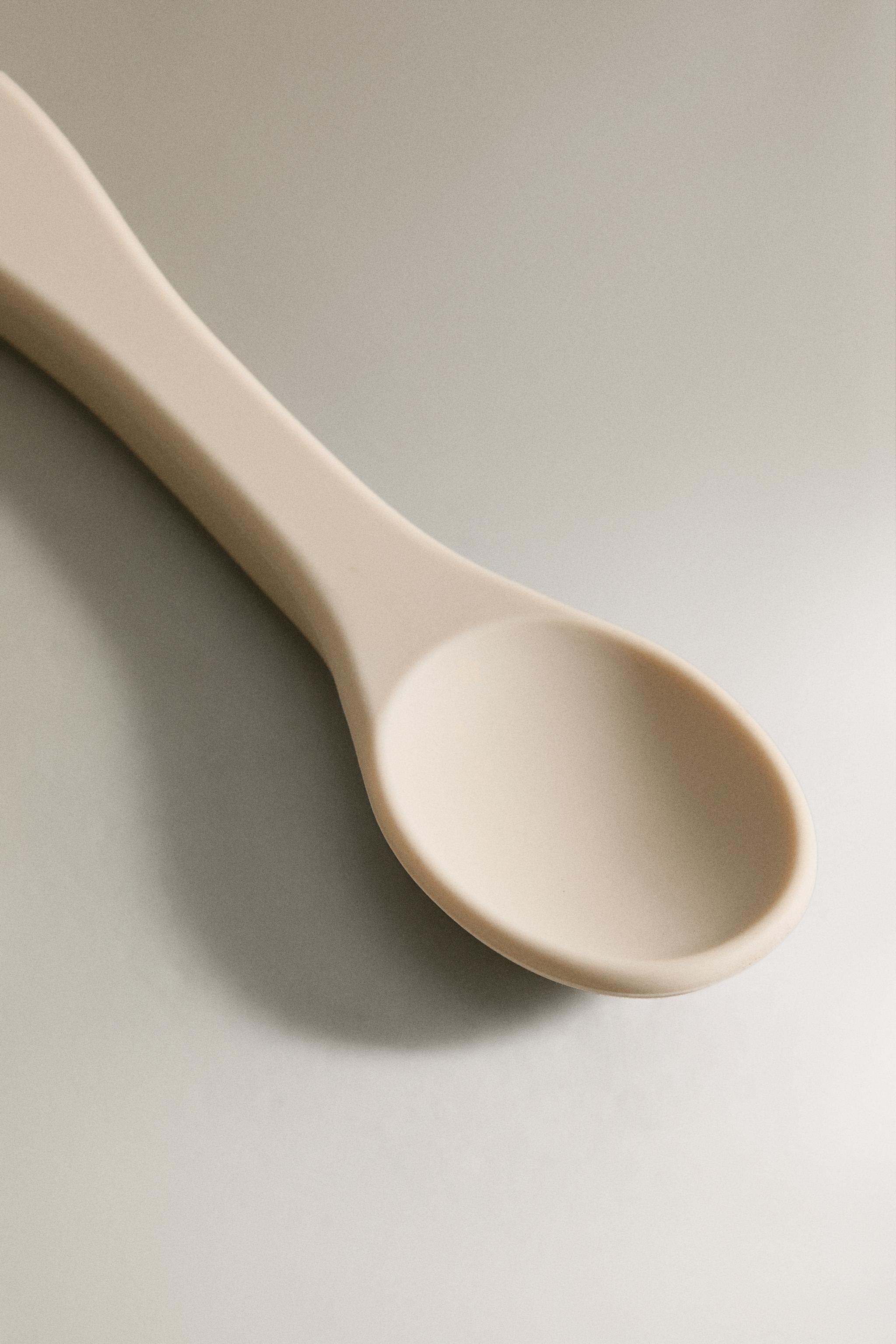 KIDS' SILICONE RABBIT SPOON